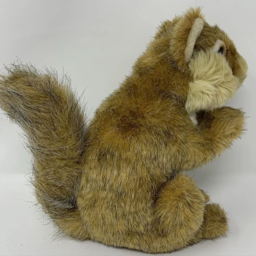Russ Berrie Yomiko Classics Squirrel Plush Realistic Stuffed Animal Toy 8” - Picture 2 of 9